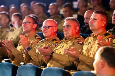 ilustracja aktualności: 30th Anniversary Medal of the National Firefighting and Rescue System (KSRG) awarded to Professor Marek Walancik